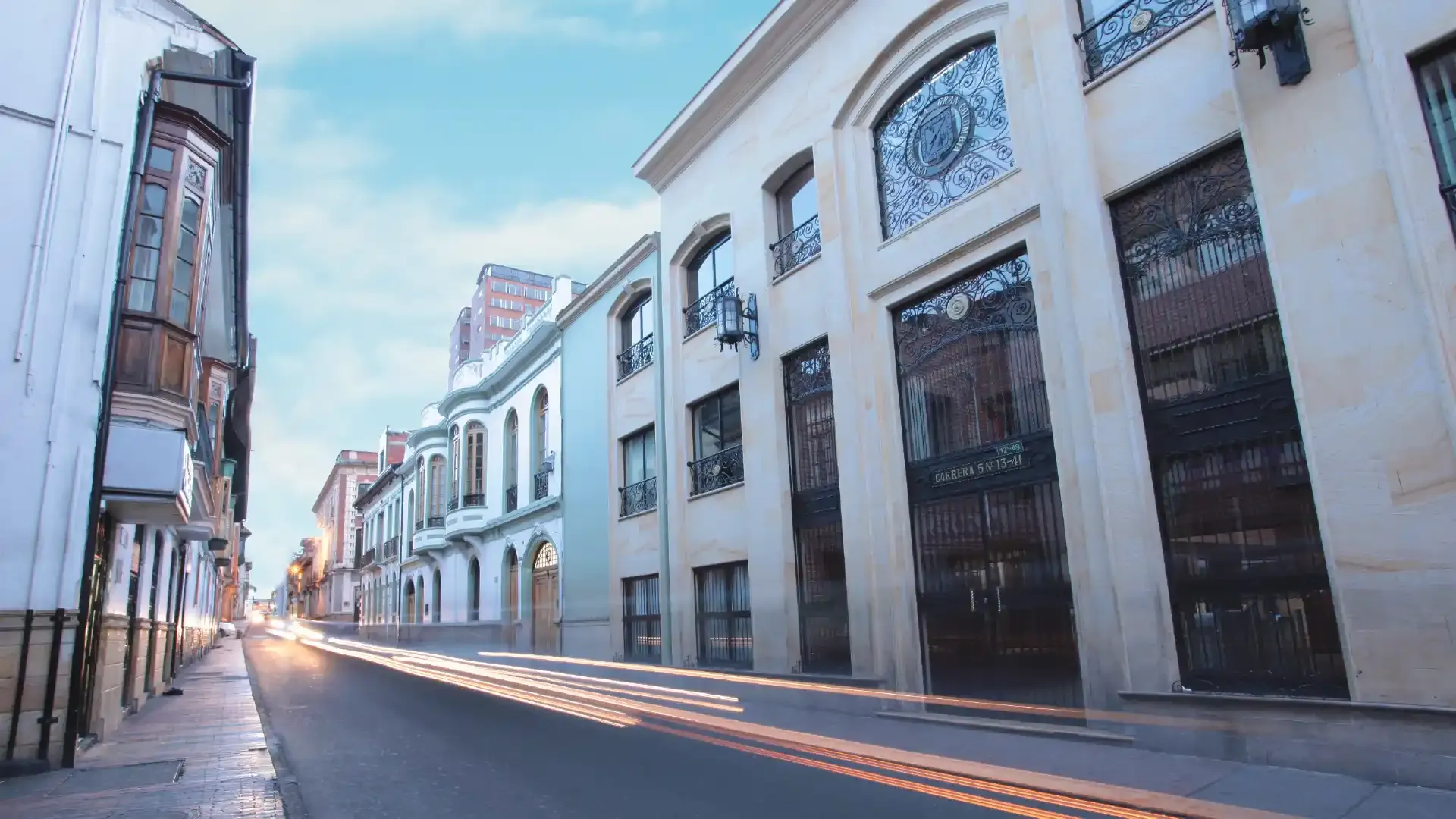 Edificio principal sede Bogotá